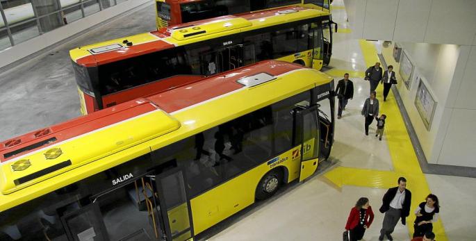 PALMA. AUTOBUSES . ESTACION INTERURBANA DE AUTUBUSES DE PALMA, INTEGRADA EN LA INTERMODAL