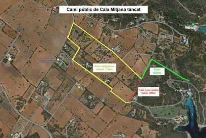Piden la reapertura del camino para acceder a la playa de Cala Mitjana.