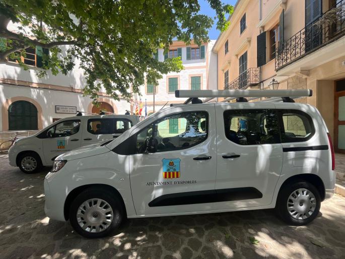 Esporles compra vehículos eléctricos para la Policía Local y la brigada municipal