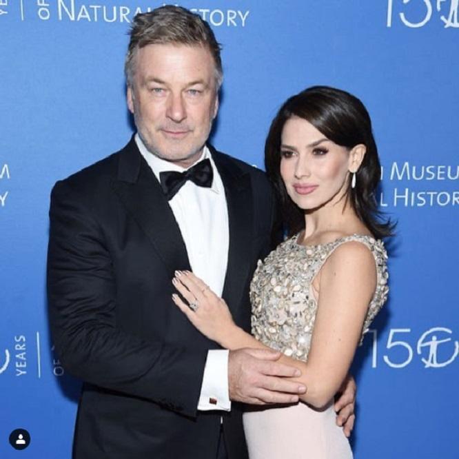 Alec Baldwin contesta a las críticas a Hilaria: «Sólo quieren rociarte con su odio y veneno»