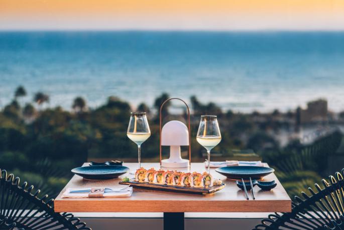 KATAGI Blau ha sido galardonado con el prestigioso premio al 'Mejor Restaurante de cocina fusión asiática en Europa' en 2019 y 2020 por los World Luxury Restaurant Awards.