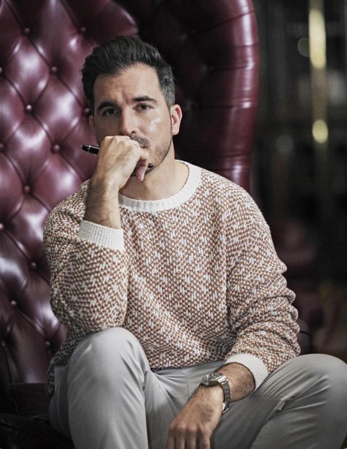 Del periódico al 'bestseller': Javier Castillo se hace eco del libro huérfano