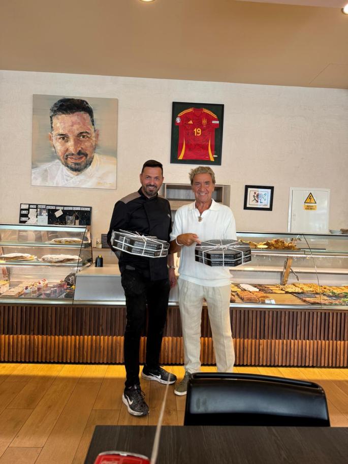 Koldo Royo se lleva a Supervivientes cuatro ensaimadas de Mallorca