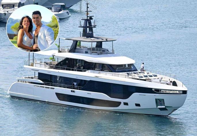 Así es el megayate en el que Cristiano Ronaldo y Georgina Rodríguez navegan por Mallorca