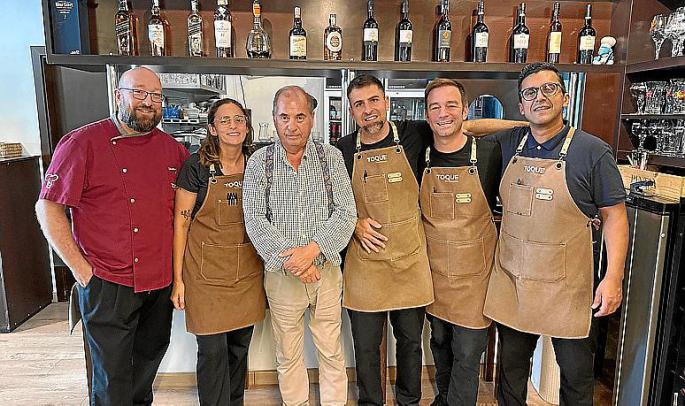 Celebrando que se van de vacaciones | Baccara nuevo | Aniversario del Artmadams