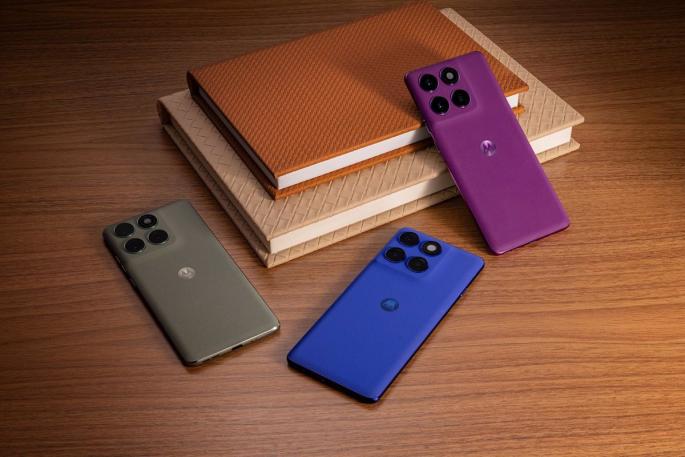 La nueva familia edge 60 de motorola integra pantallas curvas mejoradas, cámara cuádruple y la potencia de moto ai