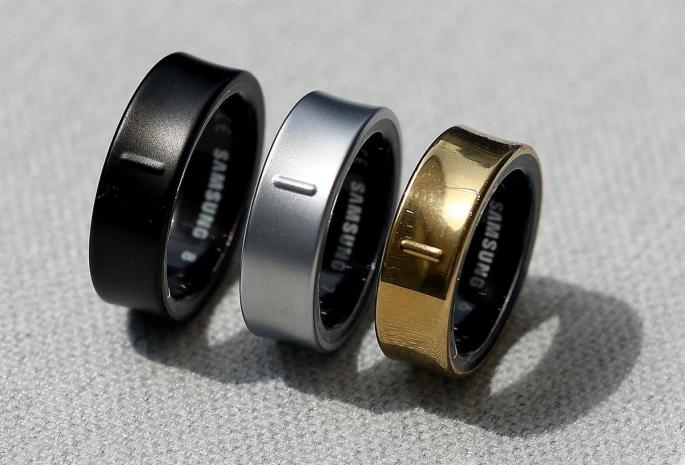 Samsung explora nuevos tipos de 'wearables', como collares o pendientes inteligentes