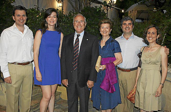 El Círculo Mallorquín celebra su cena de verano con un homenaje a Fernando Alzamora