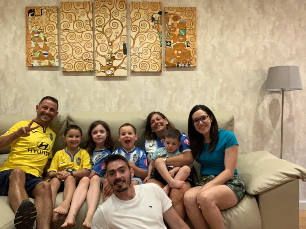 Las peñas viven con emoción el partido del Atlético Baleares