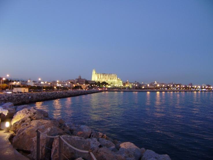 Bahía y catedral de Palma