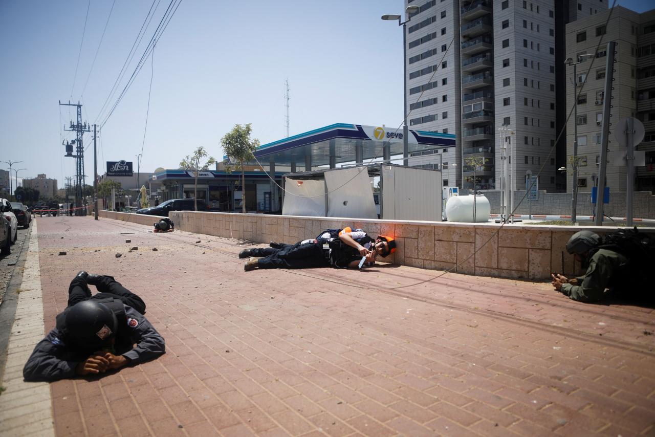 Hamas e Israel intercambian golpes mientras la agitación en Jerusalén inflama Gaza