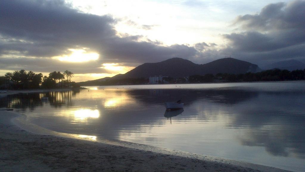 Atardecer en la playa del Port d'Alcúdia