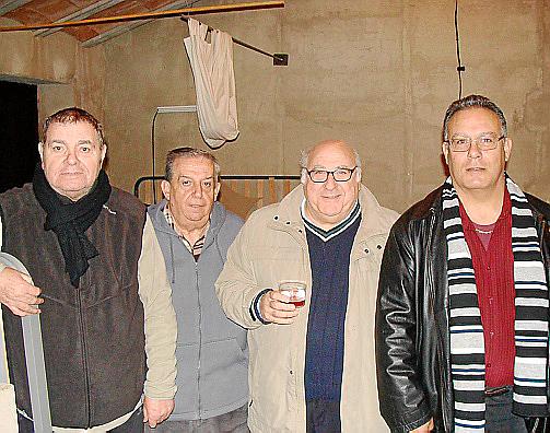 Matances solidarias en Macià Batle