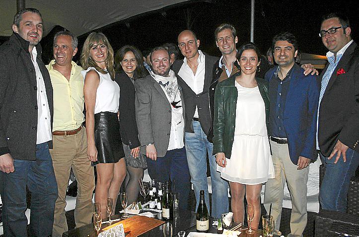 FIESTA REAPERTURA PURO BEACH