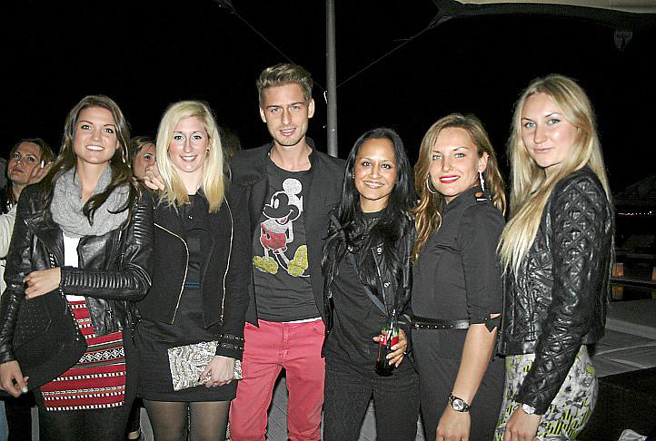 FIESTA REAPERTURA PURO BEACH
