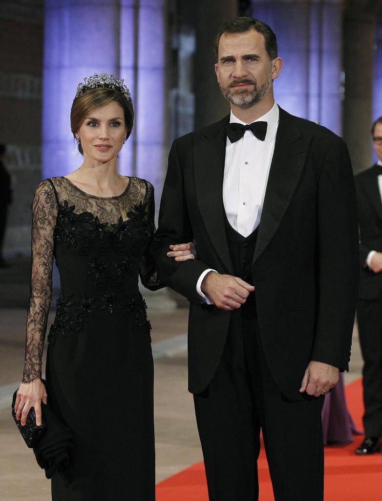 CENA DE GALA OFRECIDA POR LA REINA BEATRIZ DE HOLANDA