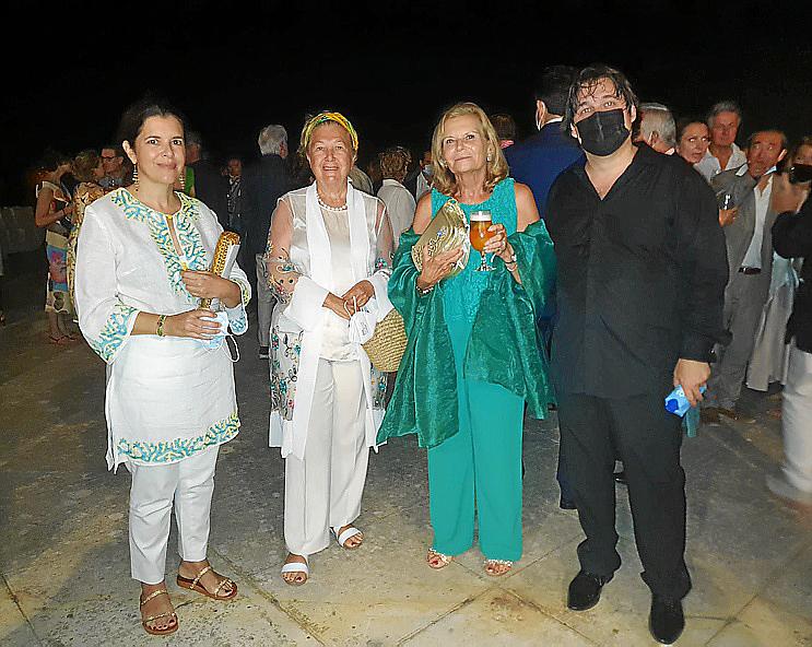 Esteban Mercer, entre amigos