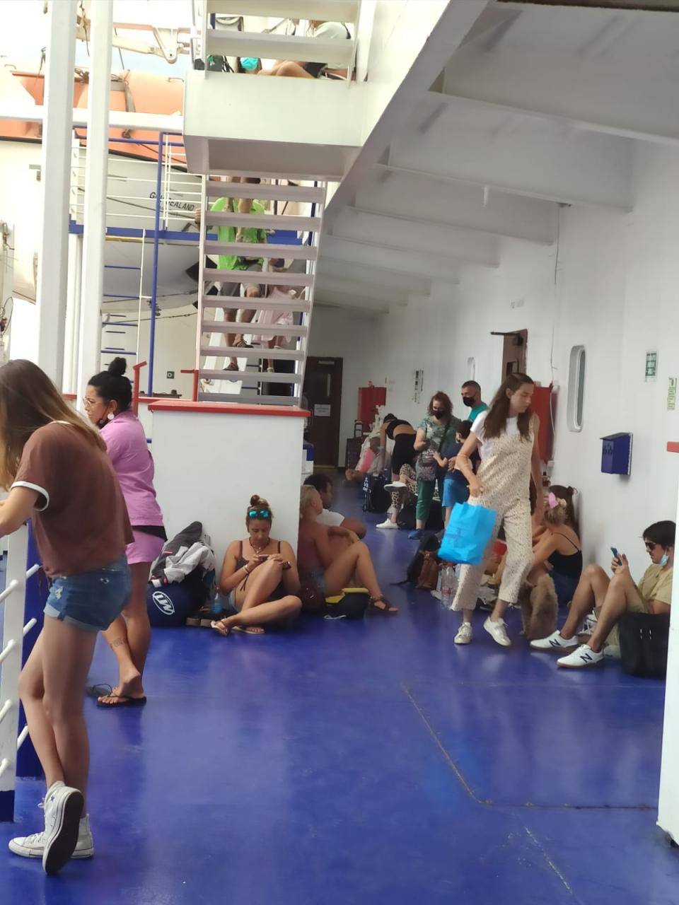 Caos en un barco atracado en Palma