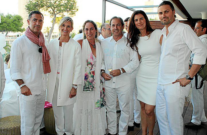 Fiesta de Blanco en Nikki Beach.