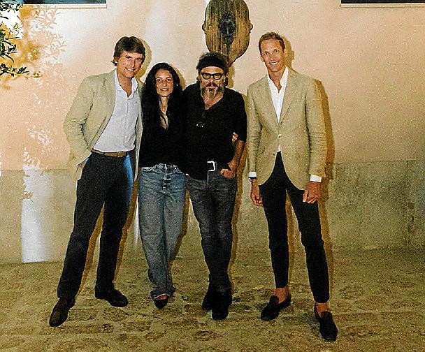 Esteban Mercer, entre amigos