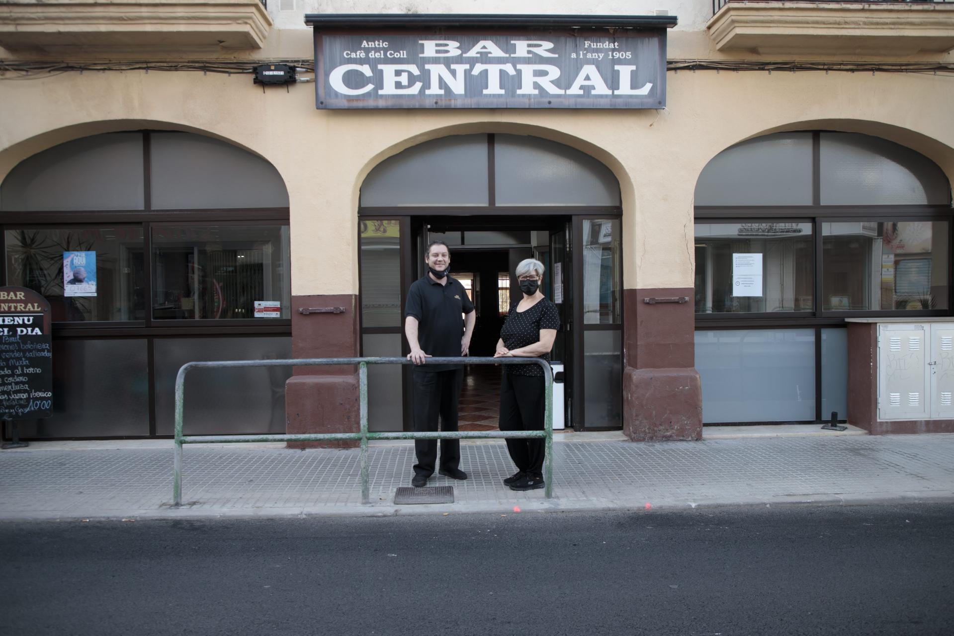 Bar Centra del Coll d'en Rabassa, el local «de los de siempre» desde 1905