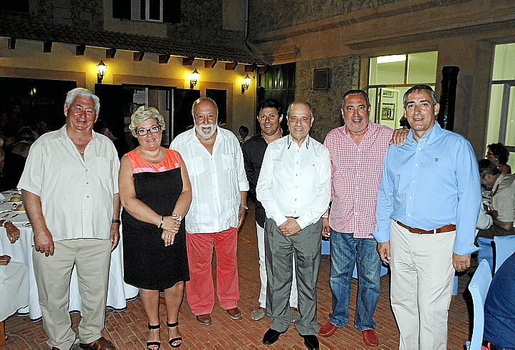 Cambio de mando en la base naval de Sóller.