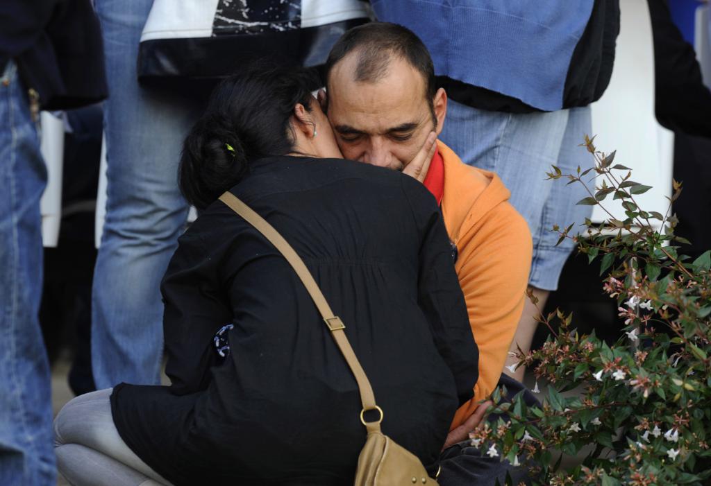 Dolor de los familiares por el accidente de tren de Santiago de Compostela.
