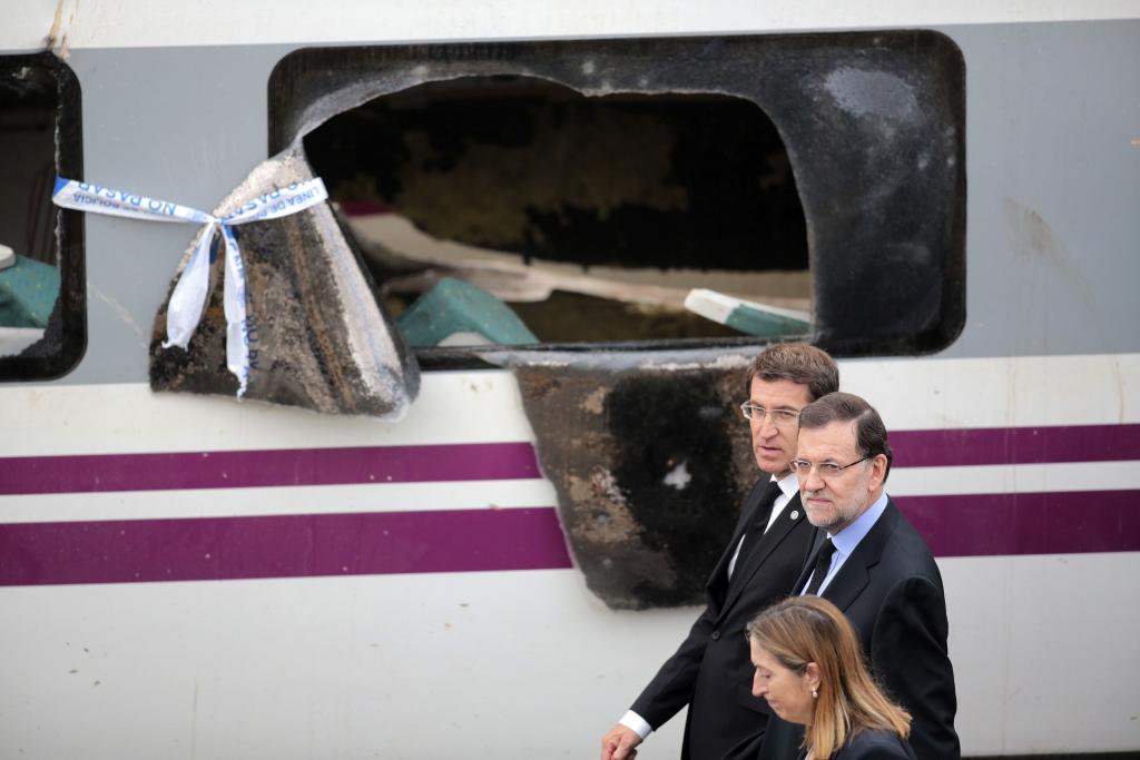 Dolor de los familiares por el accidente de tren de Santiago de Compostela.