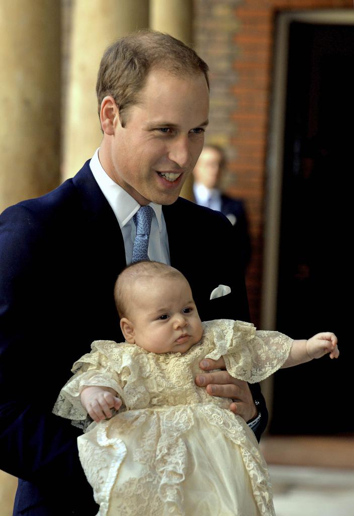 Príncipe Guillermo con su hijo
