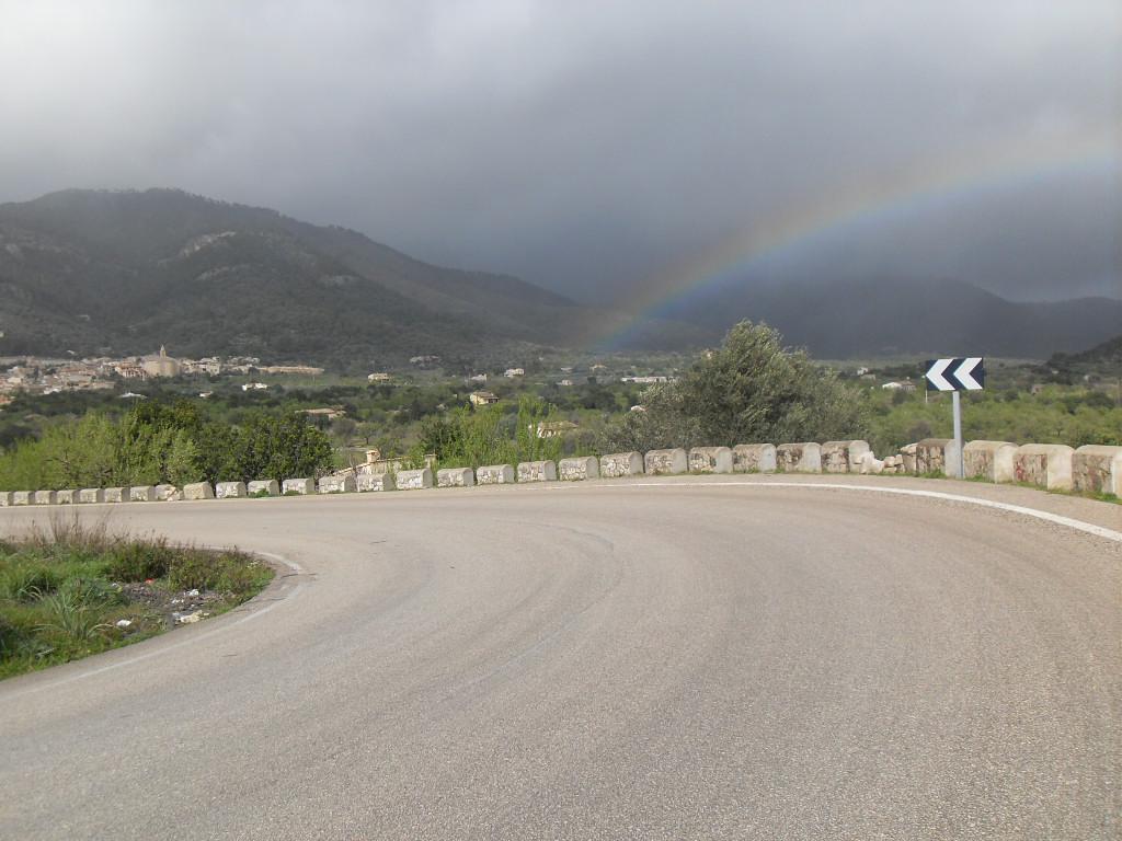 arco iris sobre caimari