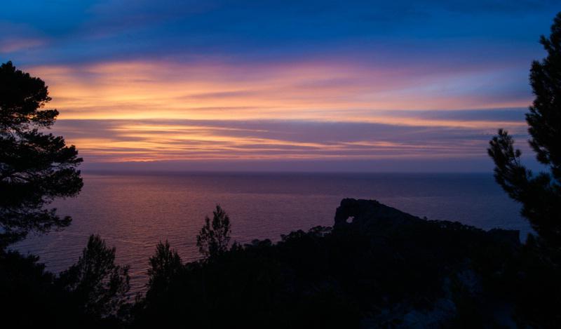 Atardecer en Sa Foradada