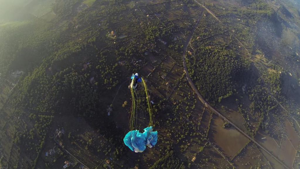 Salto en paracaídas