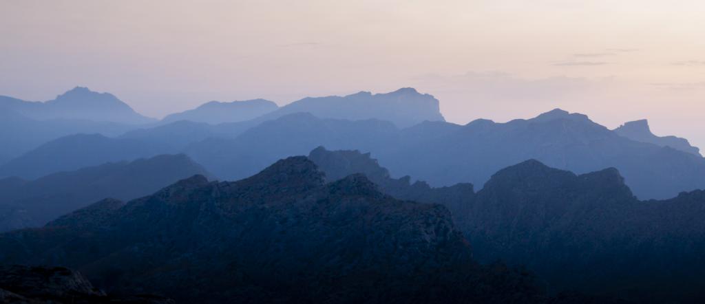 Tramuntana azul