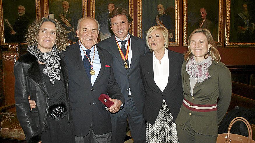 Festa de l'Estendard y medallas de oro de la Ciutat
