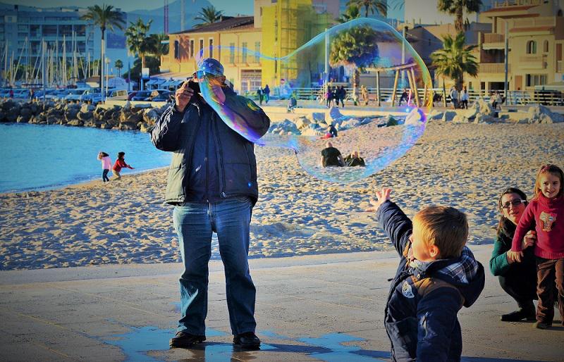 La camara de papa hace pompas