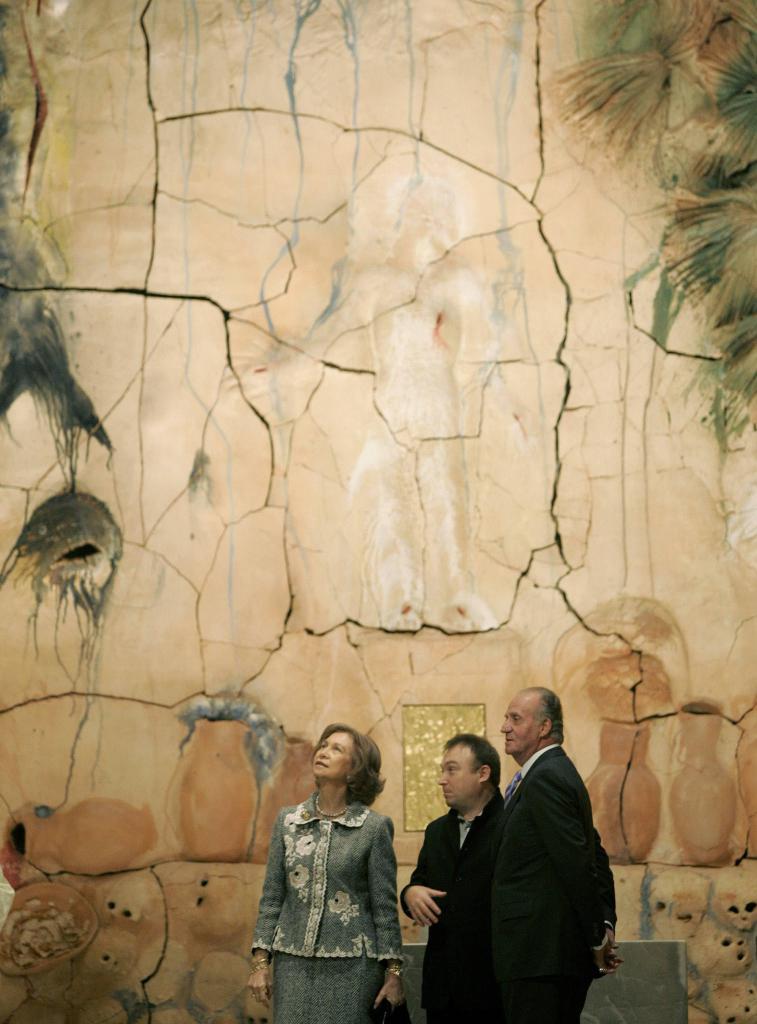 LOS REYES DE ESPAÑA INAUGURAN EN LA CATEDRAL LA OBRA DE MIQUEL BARCELO EN LA CAPILLA DEL SANTISSIM.
