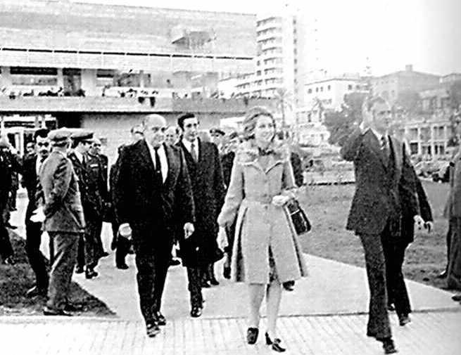 FOTO DE ARCHIVO DE LOS PRINCIPES DE ESPAÑA JUAN CARLOS Y SOFIA A BALEARES EN 1973.