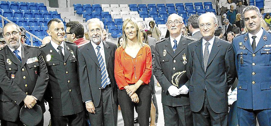 palmadia de la policia en son moixfotos:eugenia planas