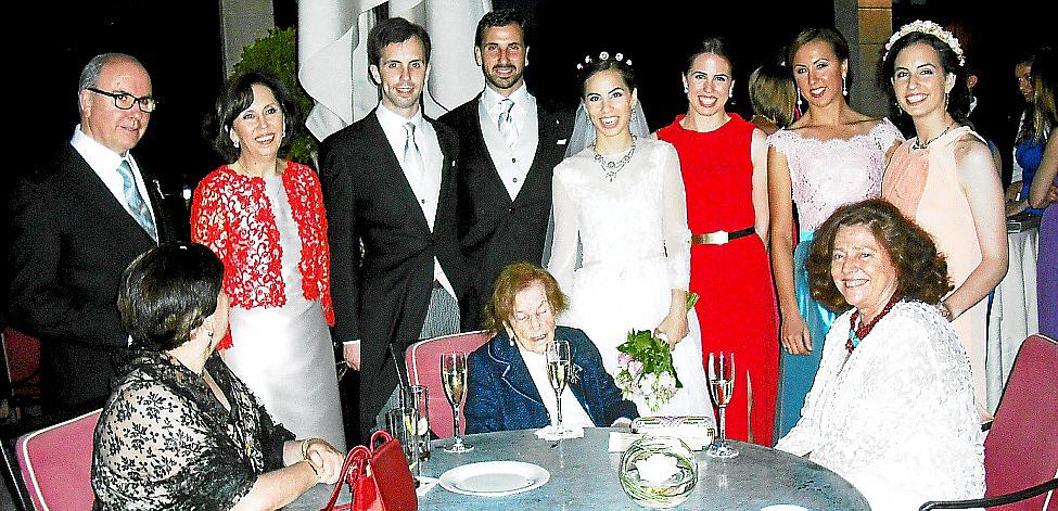 Boda de Luz Villalonga y Gonzalo Ardura en ses Caputxines