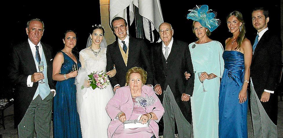 Boda de Luz Villalonga y Gonzalo Ardura en ses Caputxines