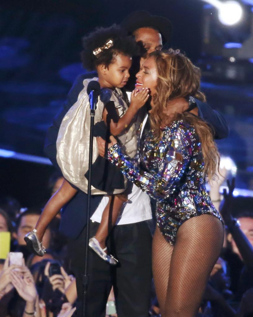 Beyoncé con su hija Ivy Blue y su marido Jay-Z