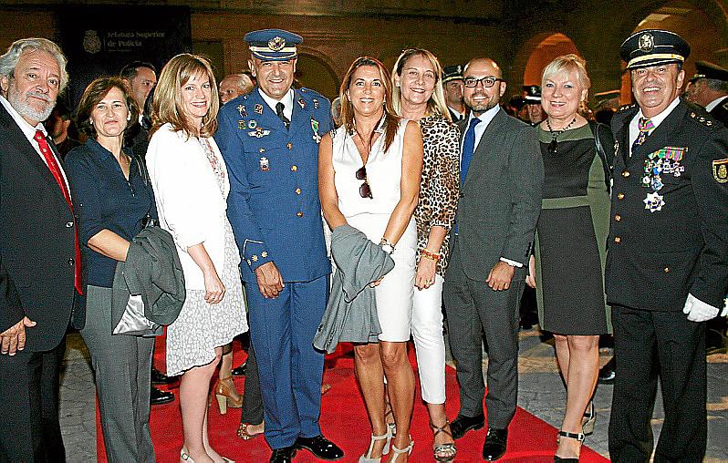 Patrón de la policía nacional
