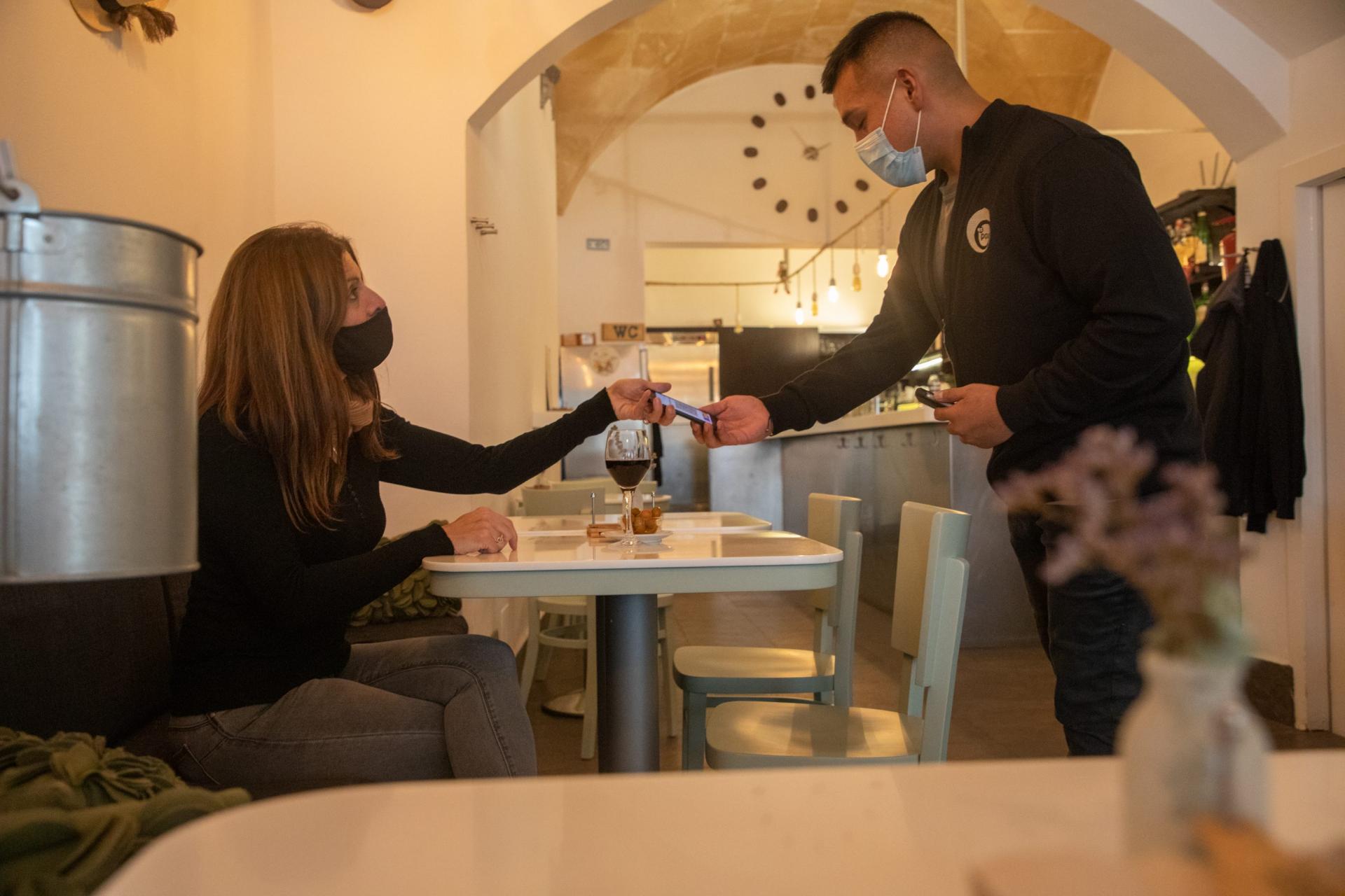 Certificado COVID en la restauración de Baleares