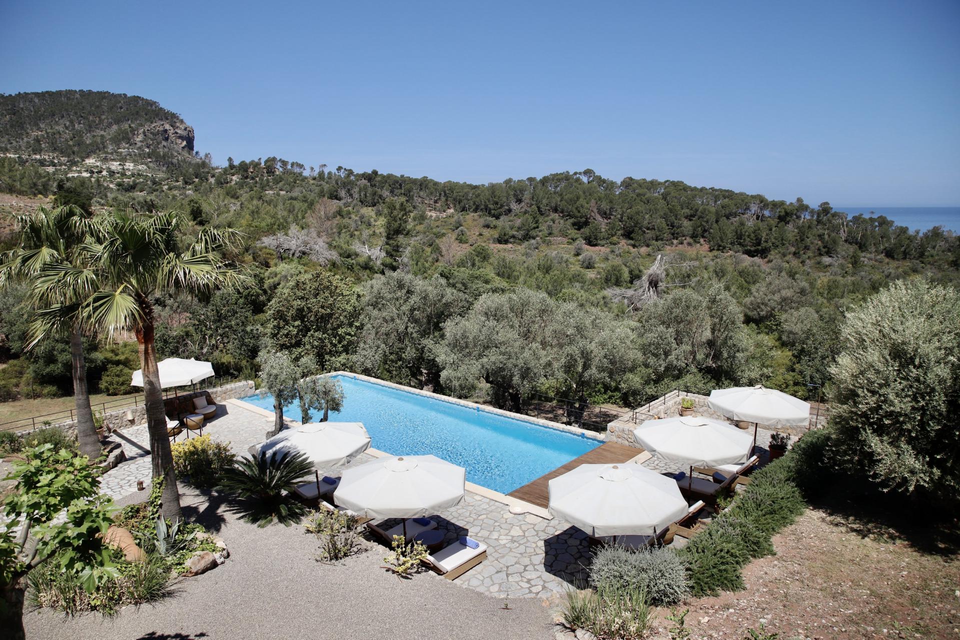 Así está quedando el lujoso hotel de Richard Branson en Banyalbufa