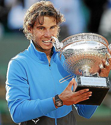 2011. Sexta Copa de los Mosqueteros para el mallorquín, la cuarta ante Roger Federer.