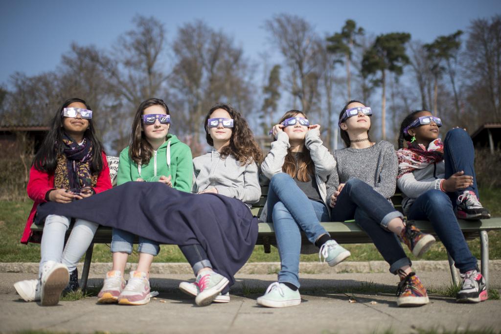 UN ECLIPSE DESPIDE HOY EL INVIERNO