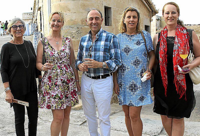 First Mallorca presenta sus nuevas publicaciones