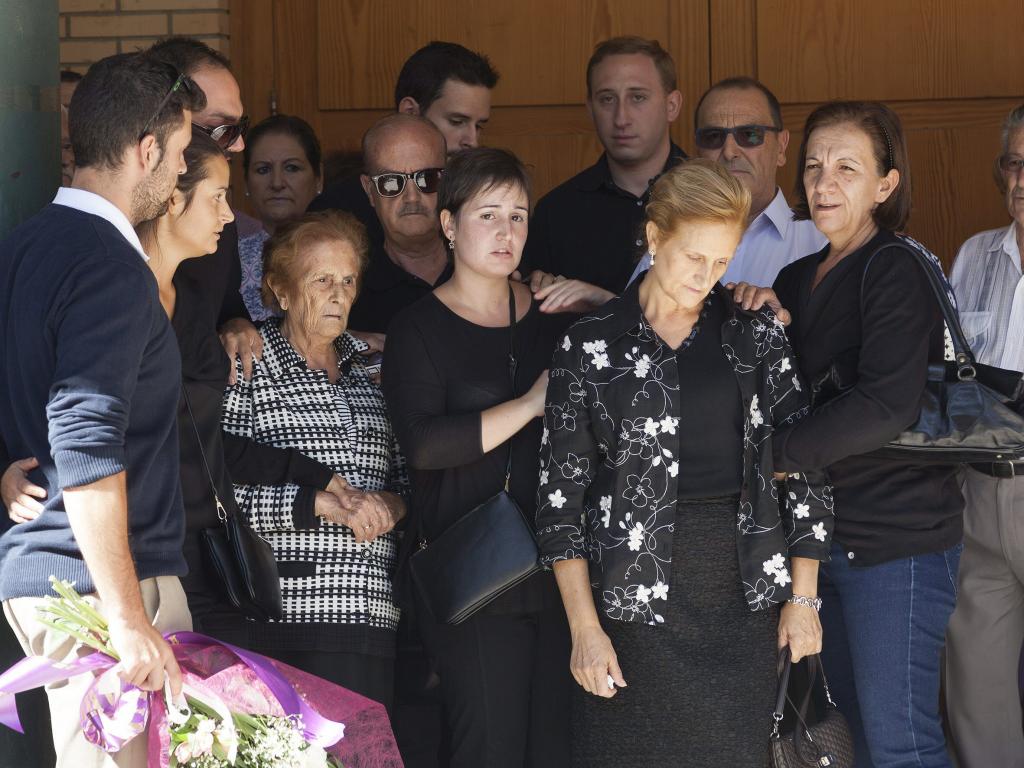 FUNERAL LAURA DEL HOYO