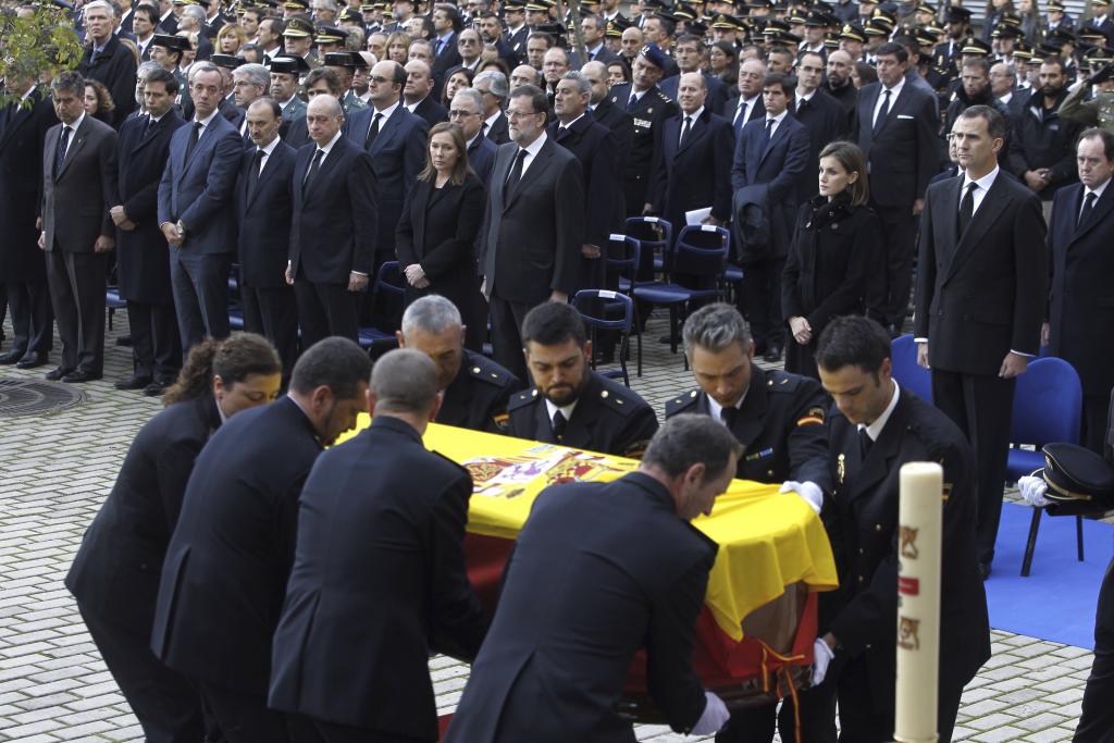 Funeral de estado por los dos policías asesinados en Kabul
