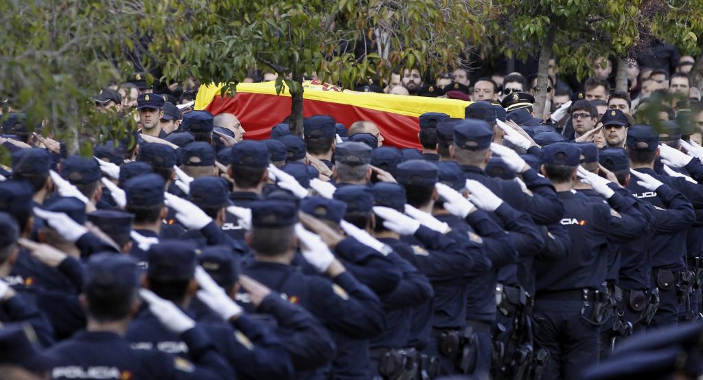 Funeral de estado por los dos policías asesinados en Kabul